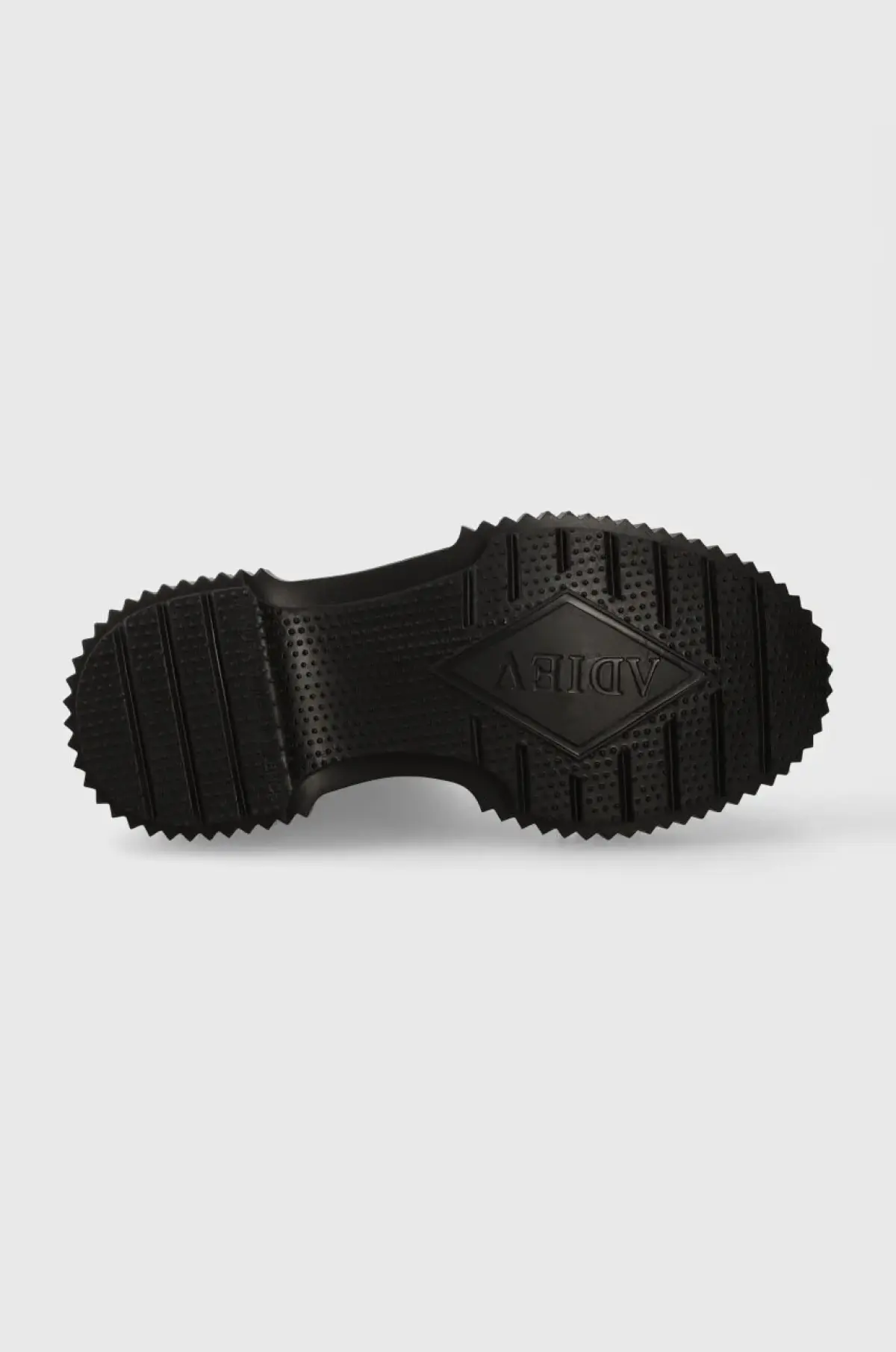 Кожаные полусапожки ADIEU Type 184 женские цвет чёрный на платформе 184