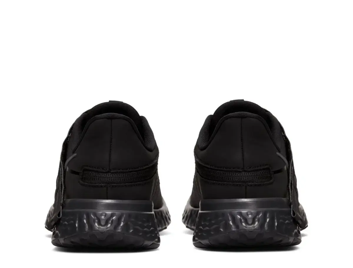 Nike Revolution 5 Flyease M Черные