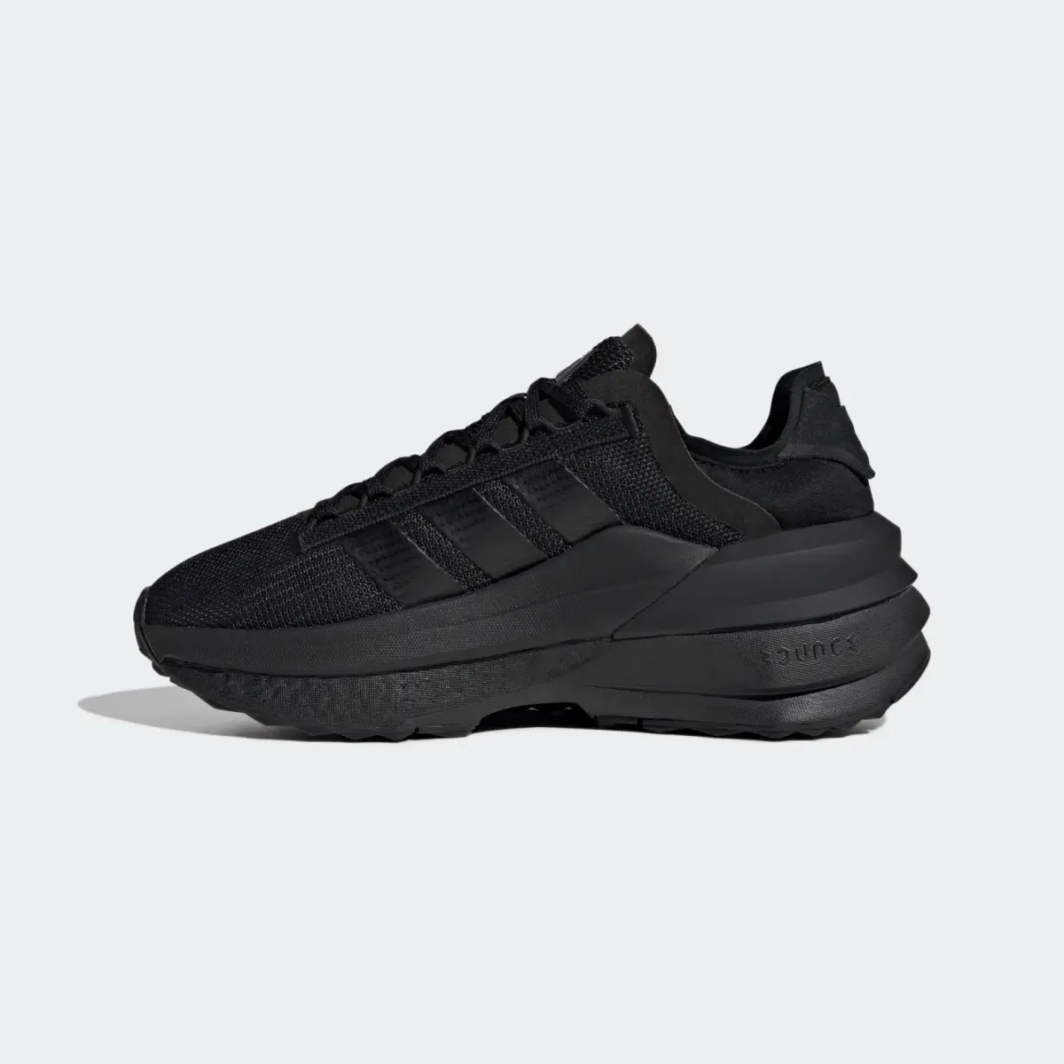 Кроссовки Adidas AvrynX