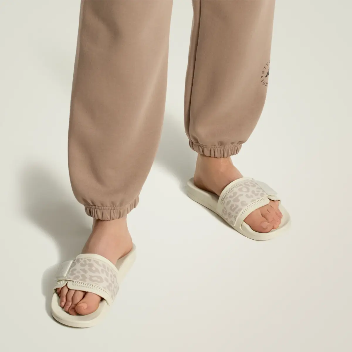 Пантолеты Adidas adidas by Stella McCartney
