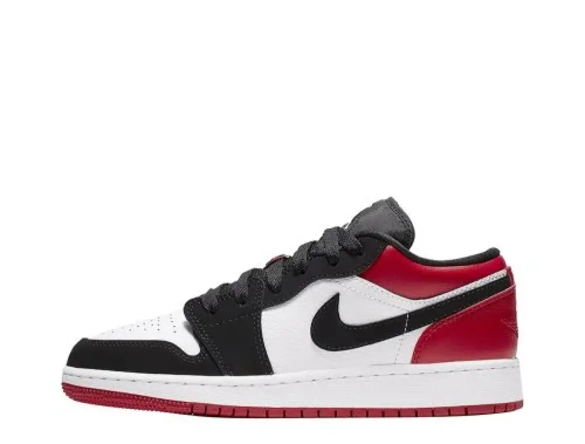 Air Jordan 1 Low (GS) "Black Toe"