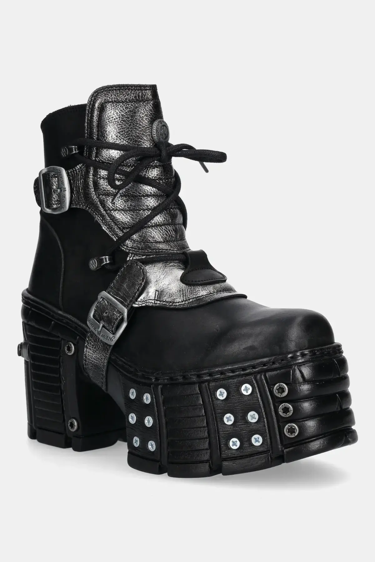 Кожаные полусапожки New Rock ITALI NEGRO BOX PLANE цвет чёрный каблук кирпичик