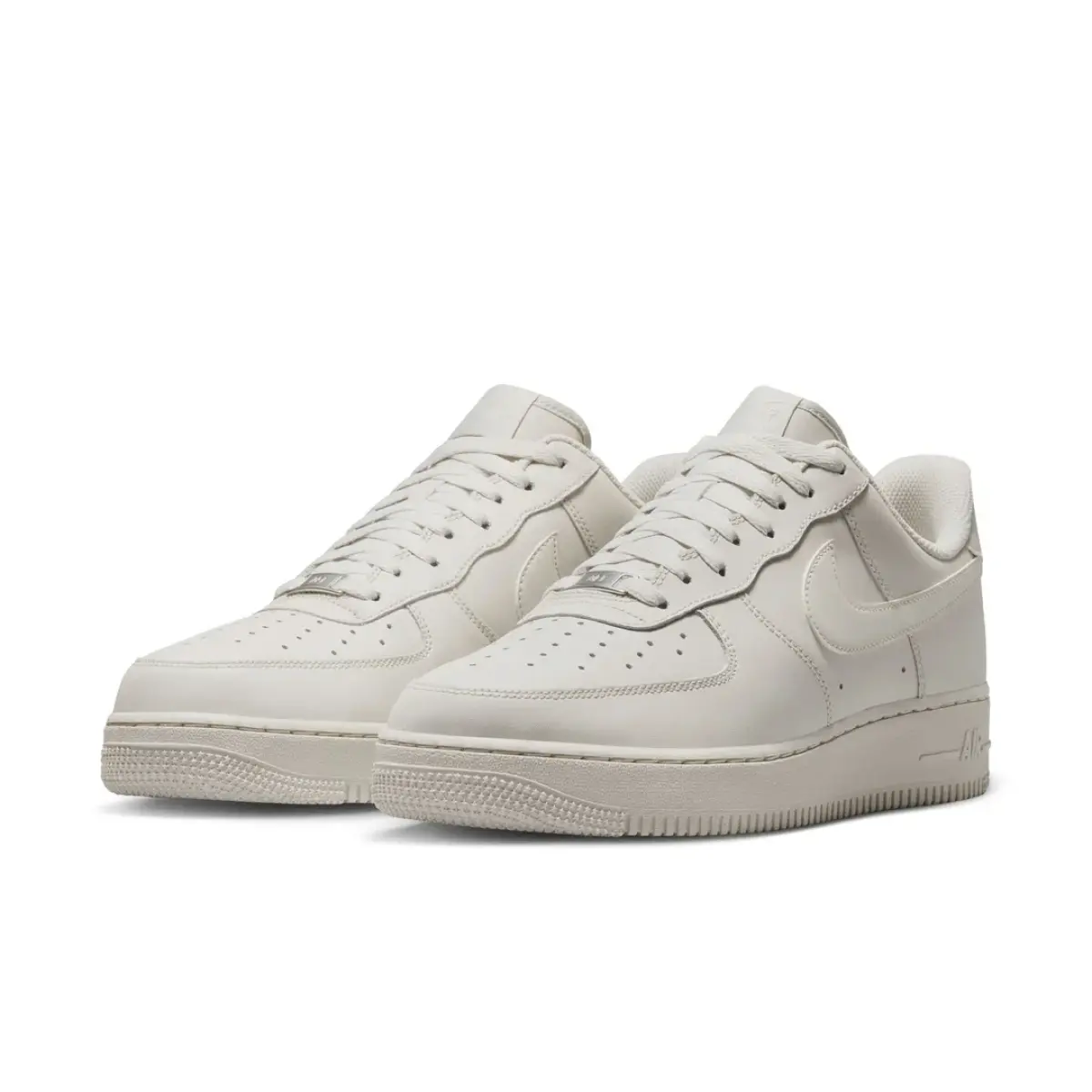 Кроссовки Nike AIR FORCE 1 07