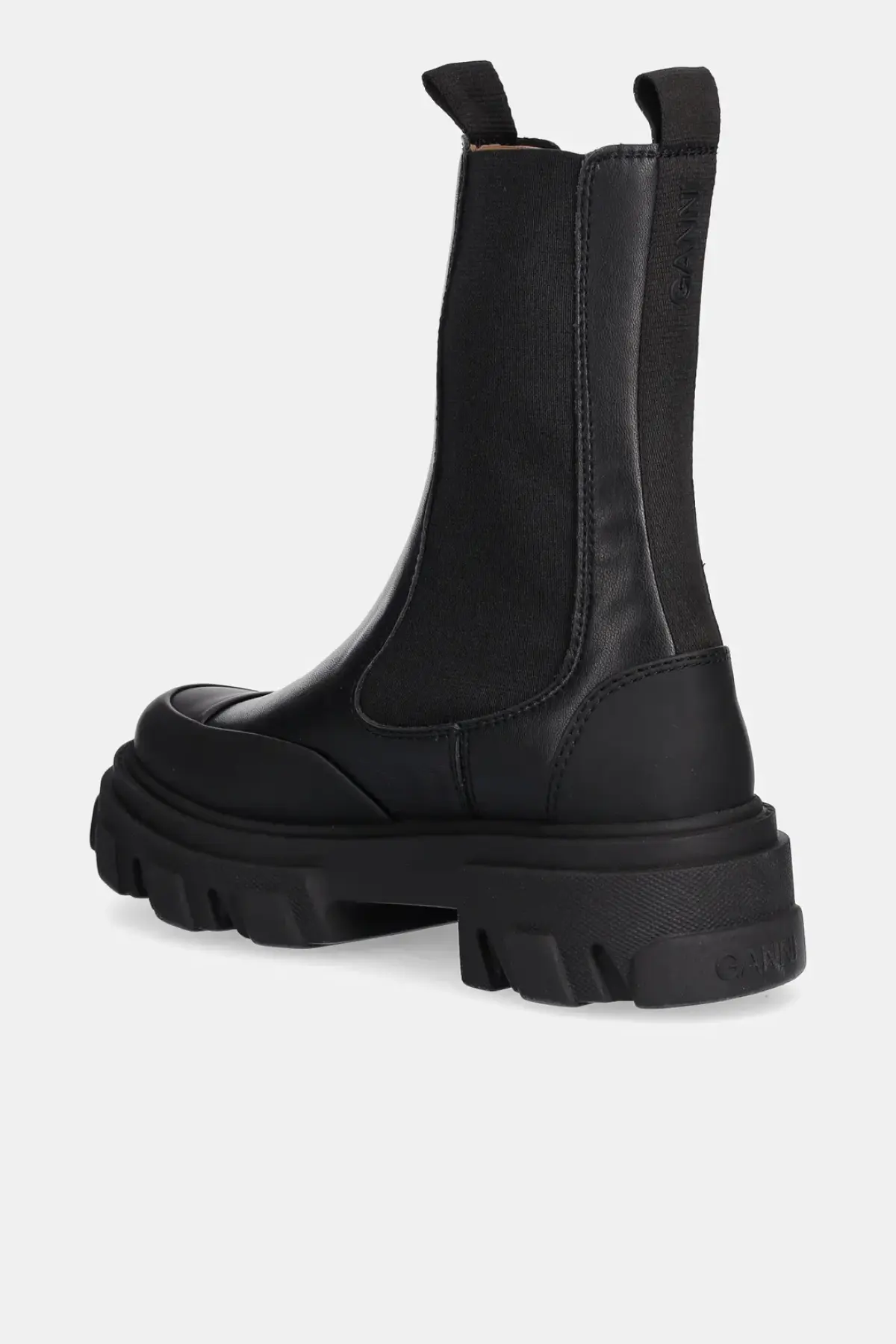 Ботинки GANNI Cleated Low Chelsea Boot цвет чёрный на плоском ходу