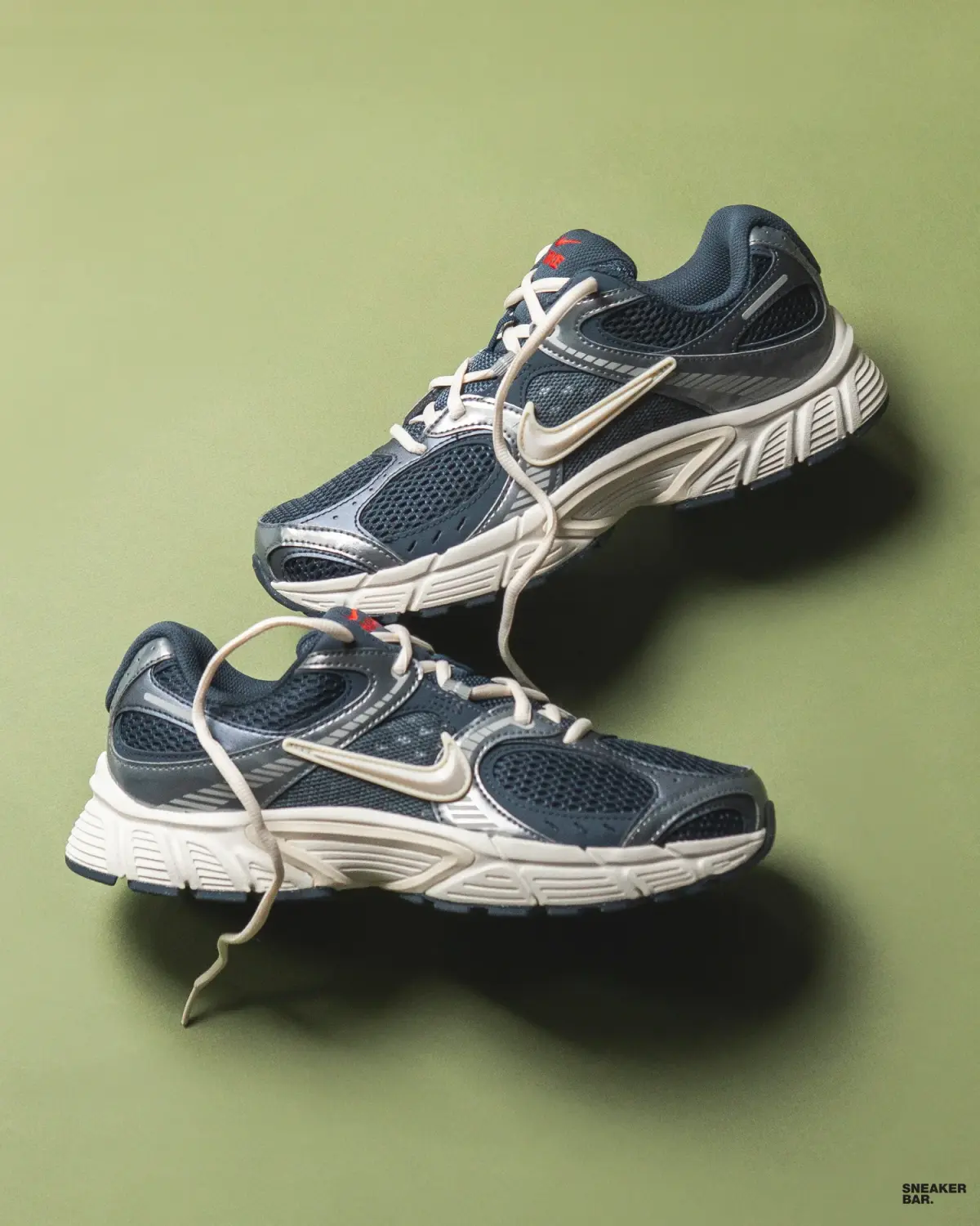 Кроссовки Nike V5 RNR