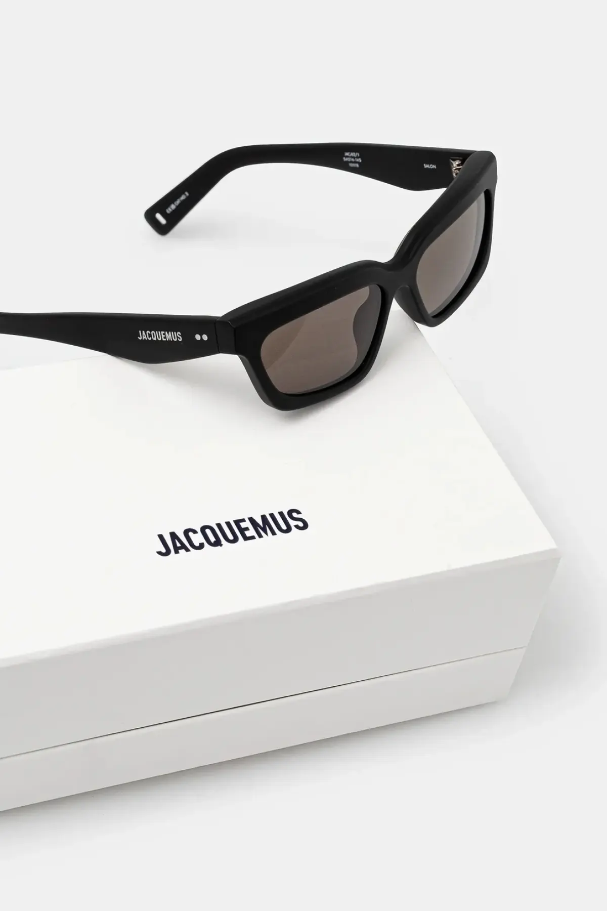 Солнцезащитные очки Jacquemus SALON цвет чёрный