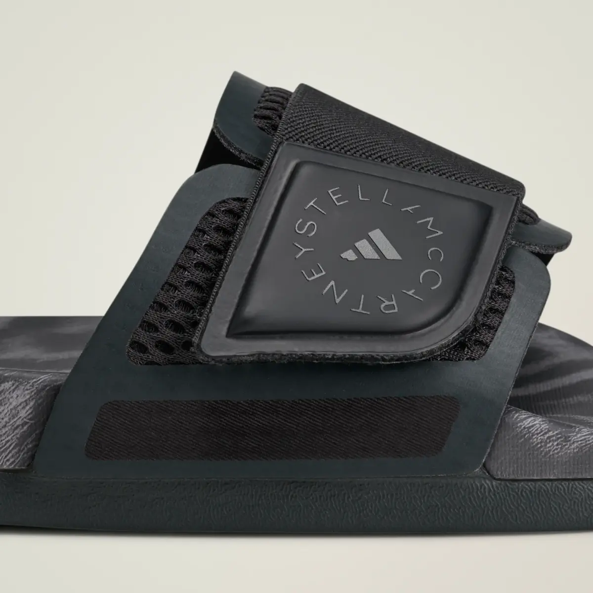 Шлепанцы Adidas adidas by Stella McCartney