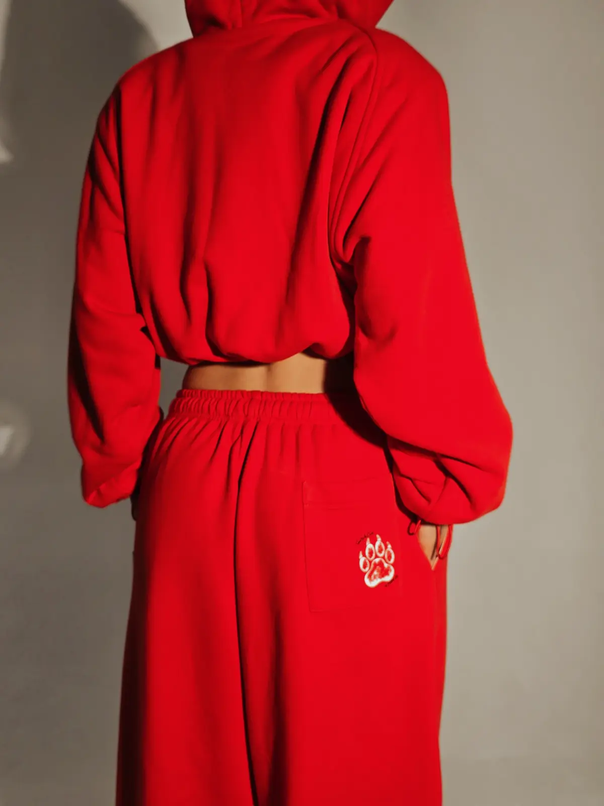 Брюки Tassha Yu S&C Paw Sweatpants Red