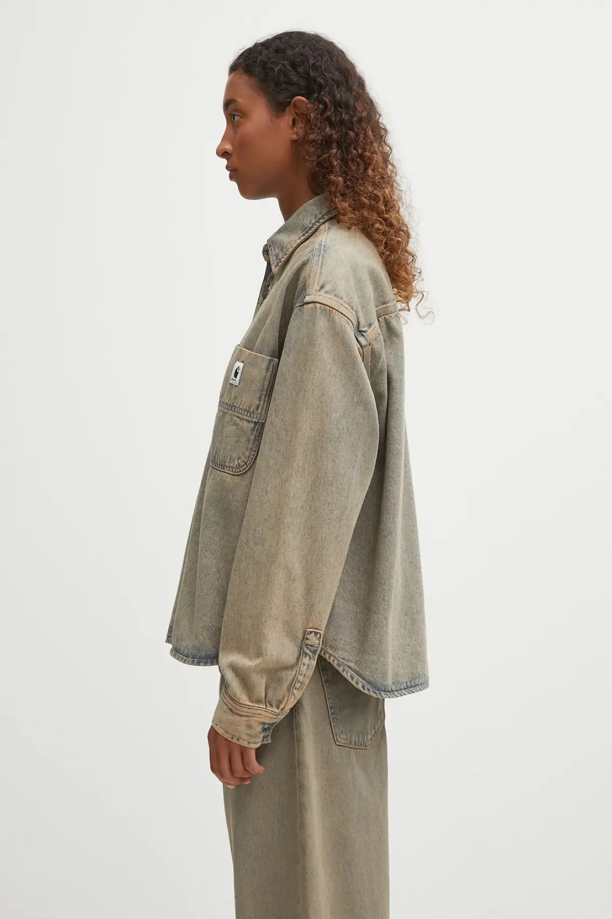 Джинсовая рубашка Carhartt WIP W' Georgia цвет бежевый relaxed классический воротник I035823.3FUGD