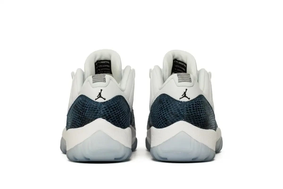Air Jordan 11 Retro Low LE "Navy Snakeskin"