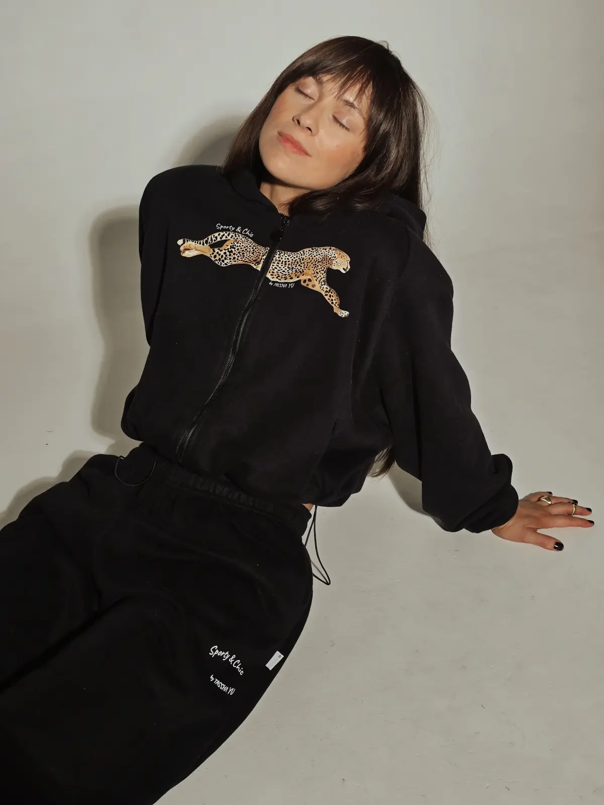 Худи Tassha Yu S&C Leo Bomber Hoodie Black
