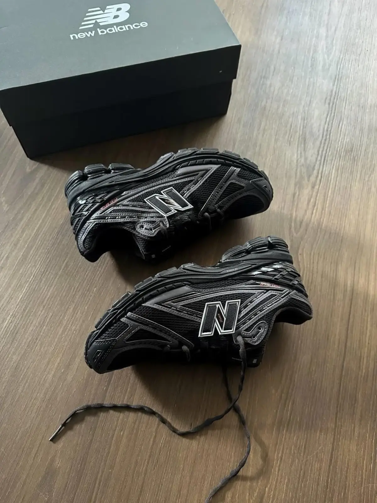 Кроссовки New Balance 1906