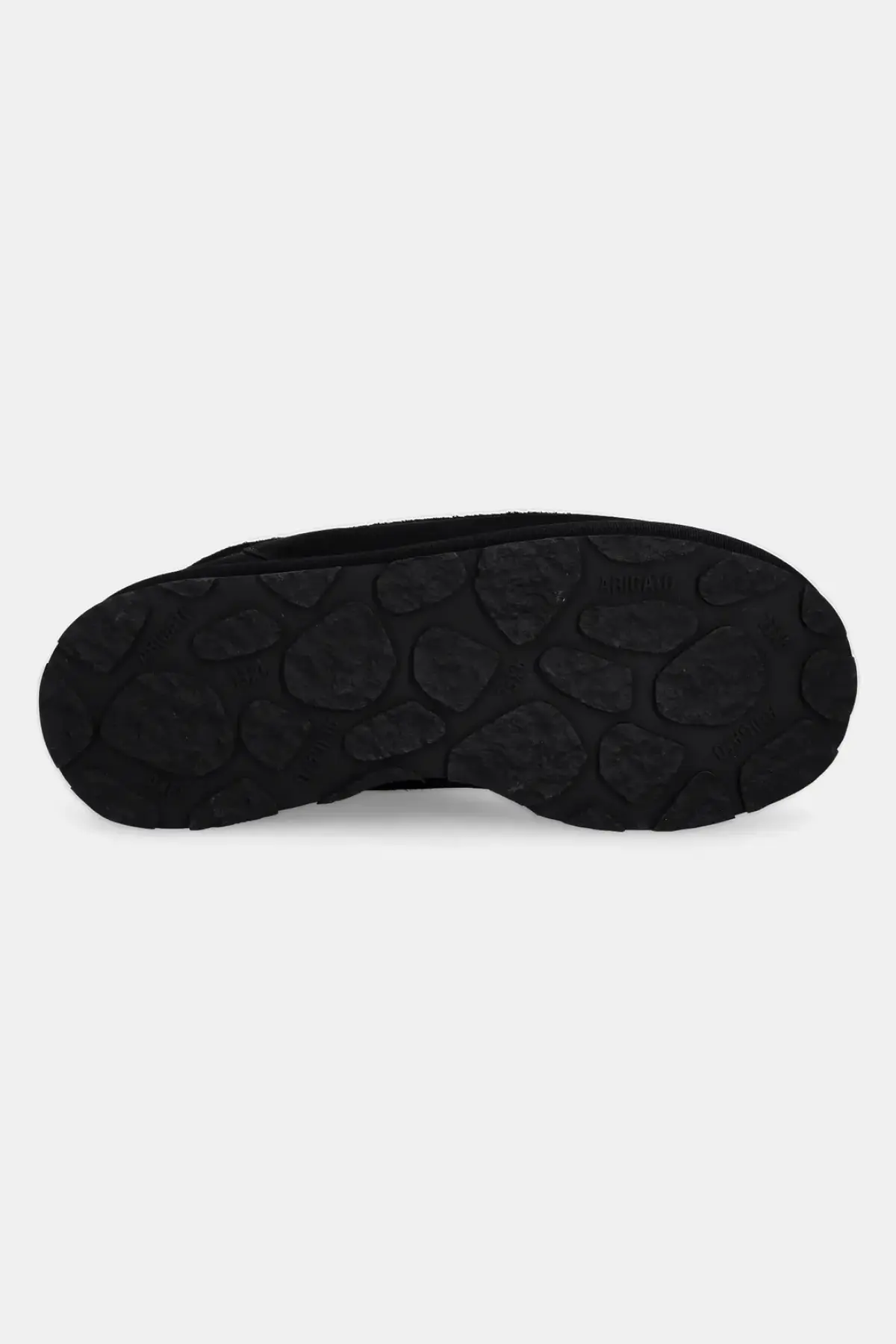 Замшевые сапоги Axel Arigato Pillow Boot цвет чёрный