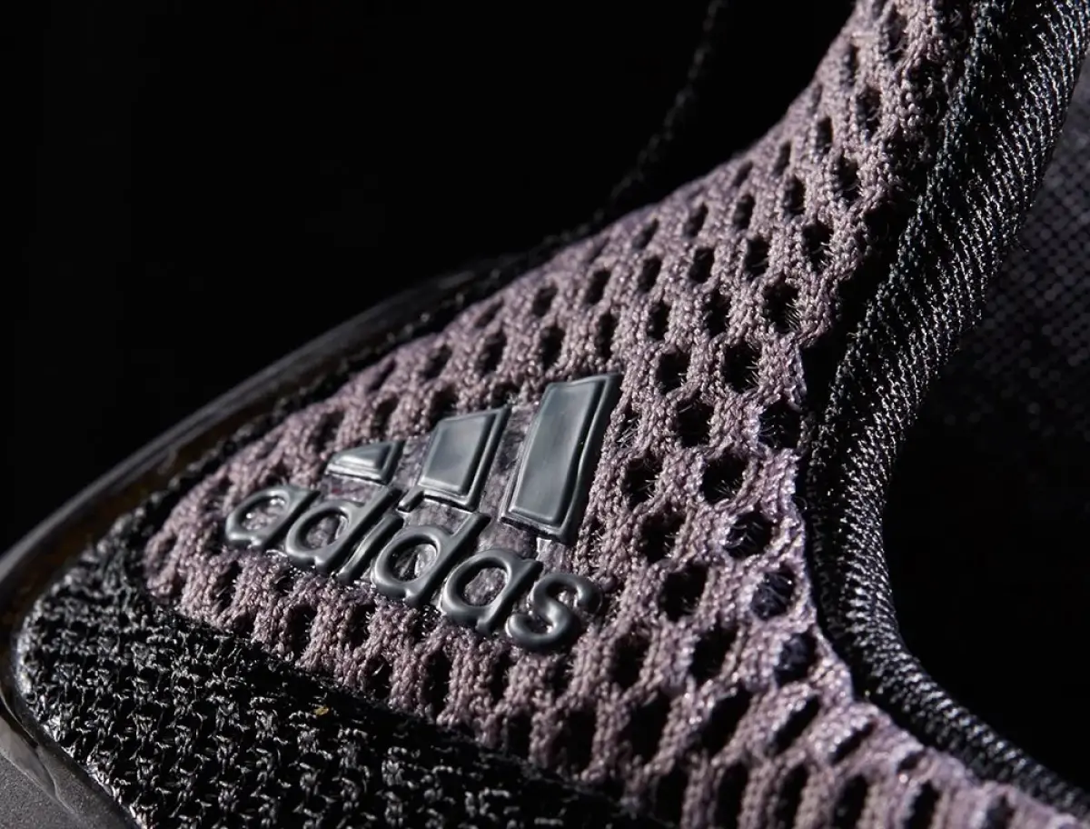 adidas Alphabounce J
