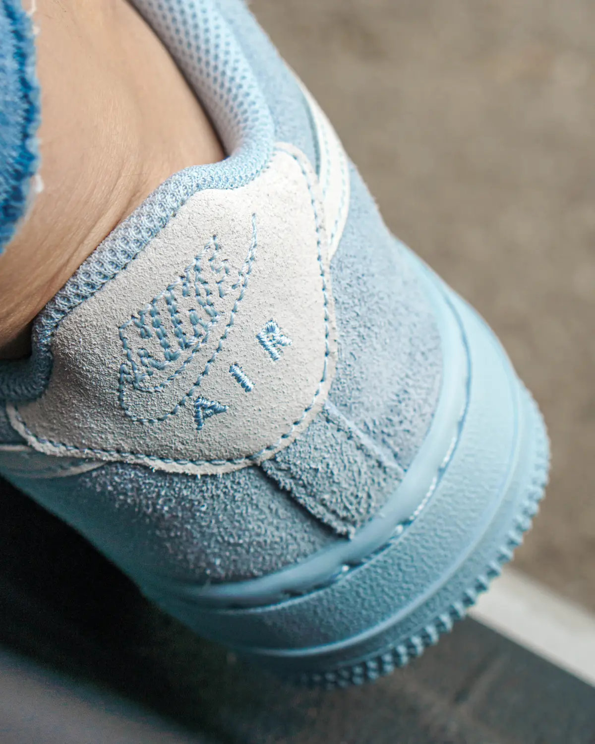 Кроссовки Nike AIR FORCE 1 LV8 1 (GS)