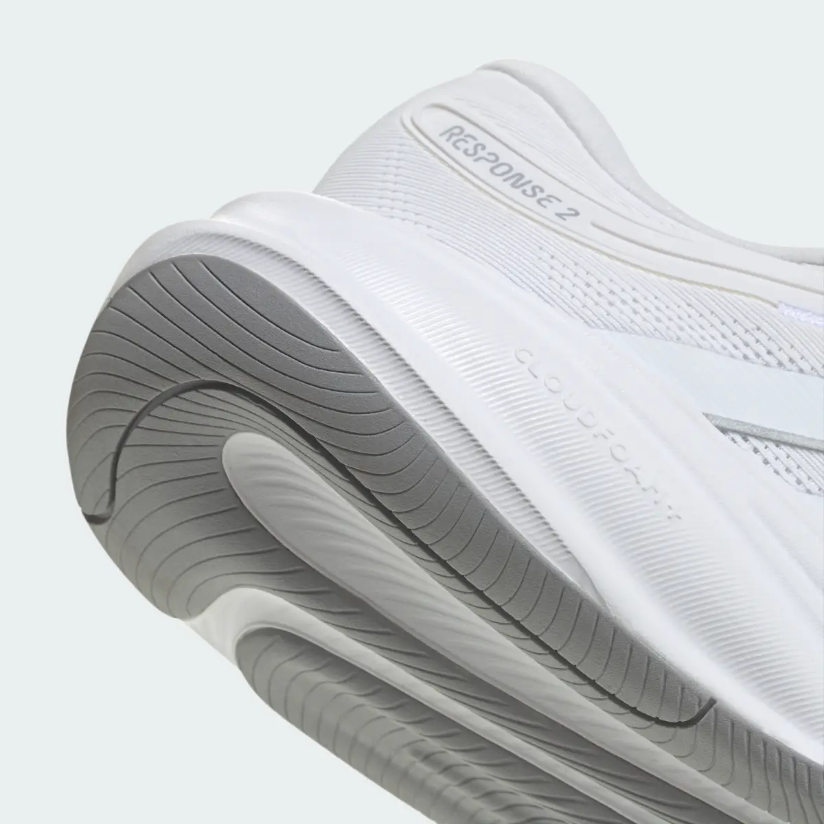 Кроссовки Adidas RESPONSE 2