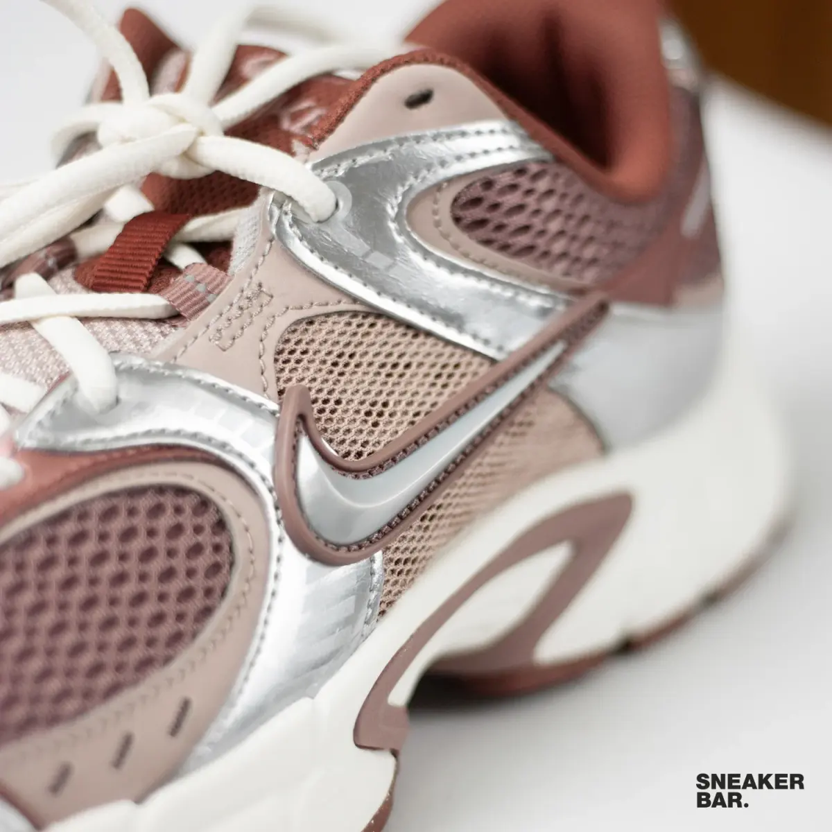 Кроссовки Nike W V5 RNR