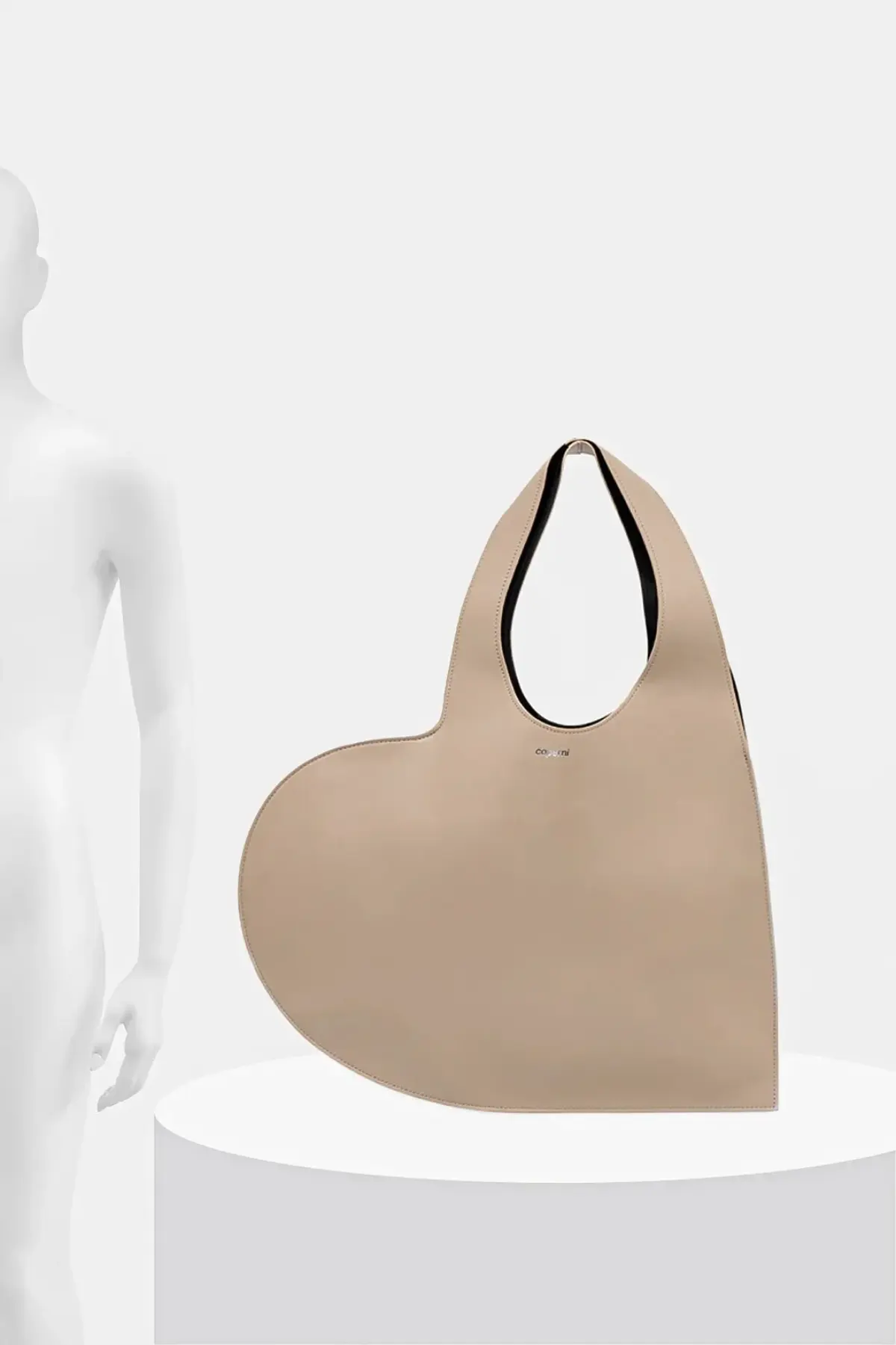 Кожаная сумочка Coperni Heart Tote цвет бежевый