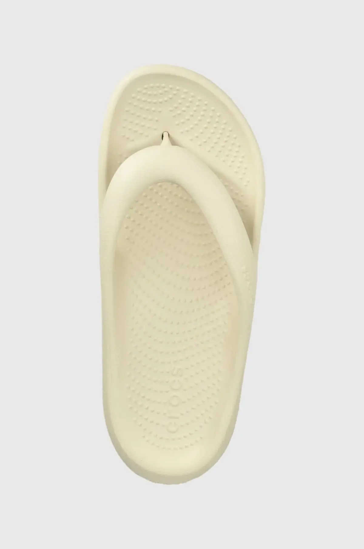 Вьетнамки Crocs Mellow Flip женские цвет бежевый на плоском ходу 208437