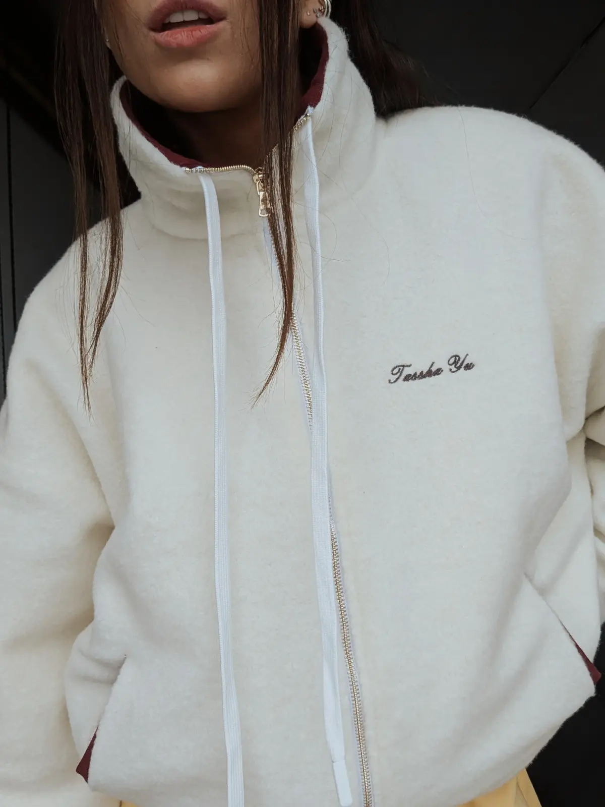 Бомбер Tassha Yu Uyutny Bomber Milk White Burgundy
