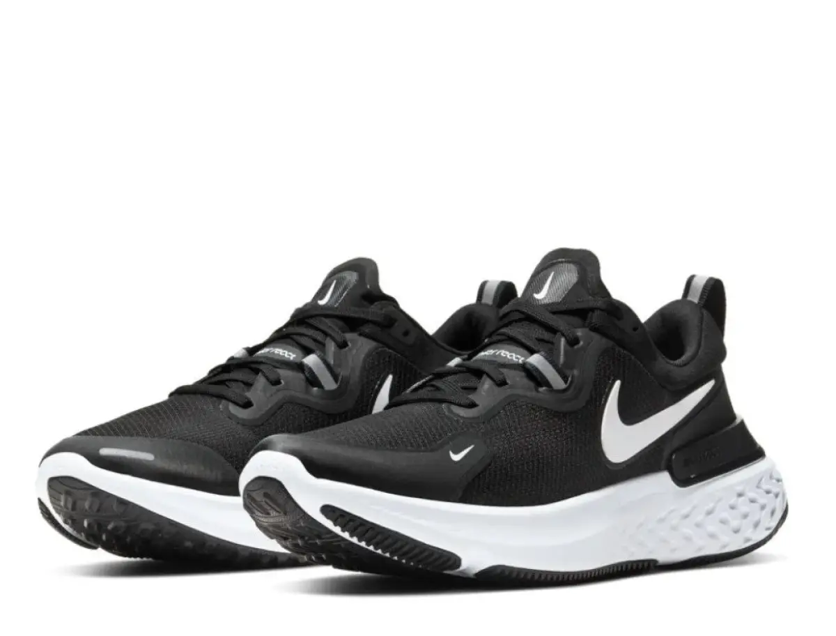 Nike React Miler M Черно-Белые