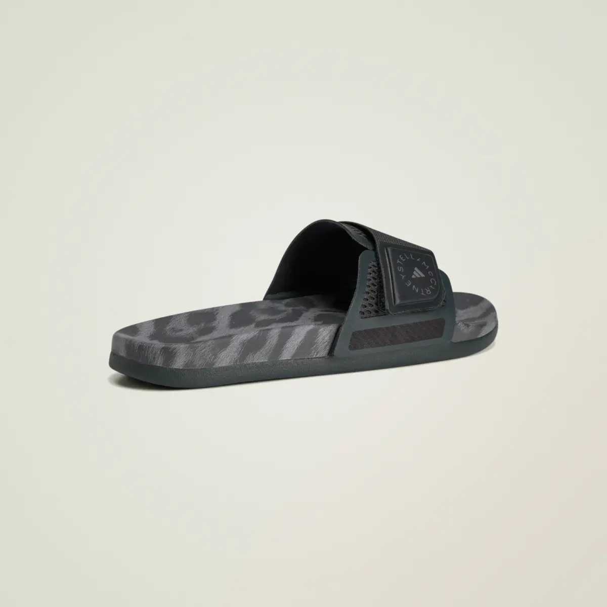 Шлепанцы Adidas adidas by Stella McCartney