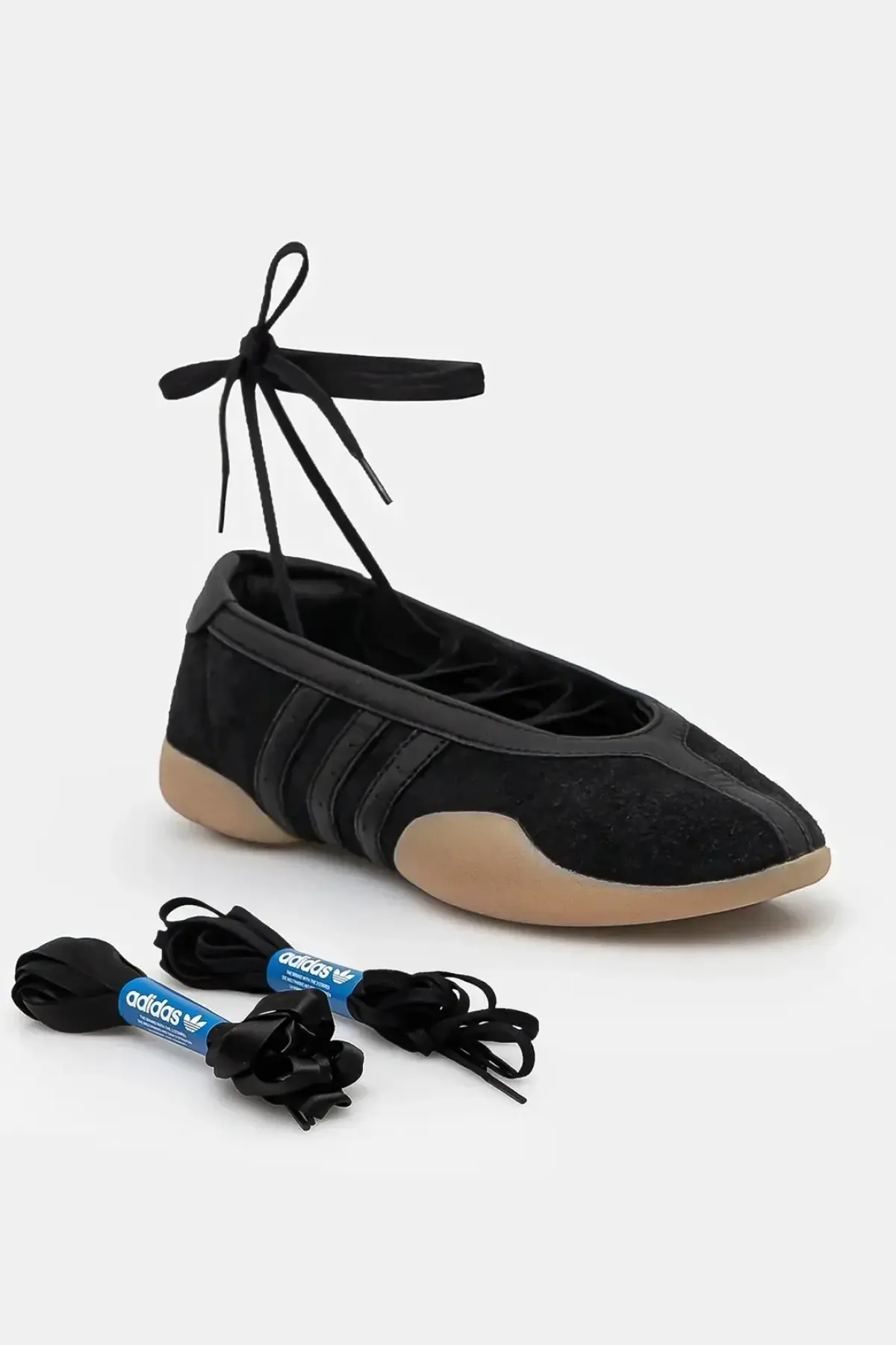 Замшевые балетки adidas Originals Taekwondo Mei Ballet W цвет чёрный
