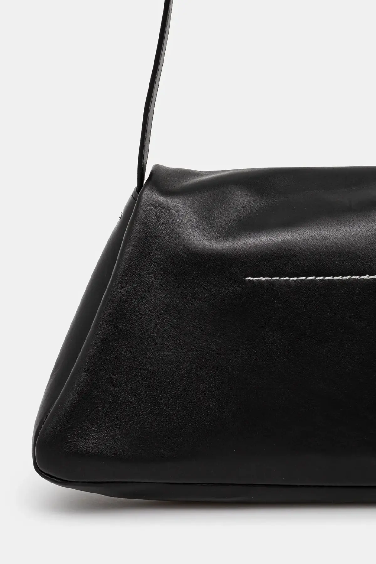 Кожаная сумочка MM6 Maison Margiela цвет чёрный