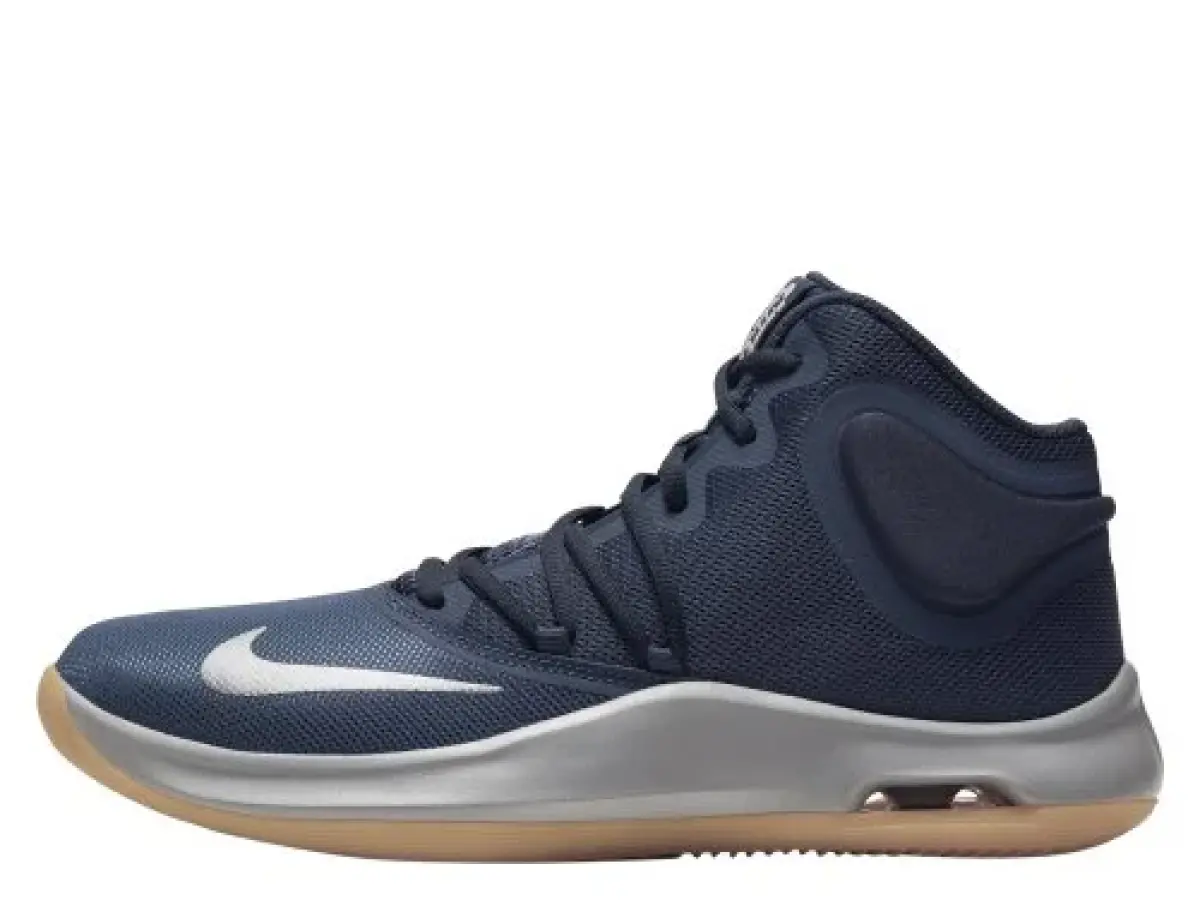 Nike Air Versitile IV