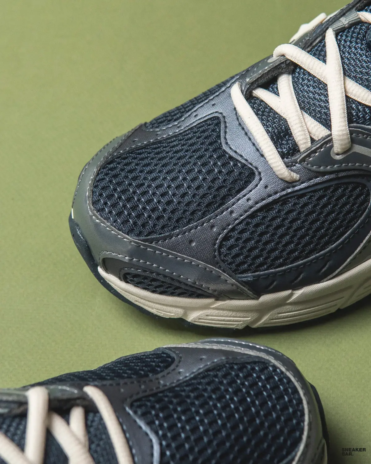 Кроссовки Nike V5 RNR