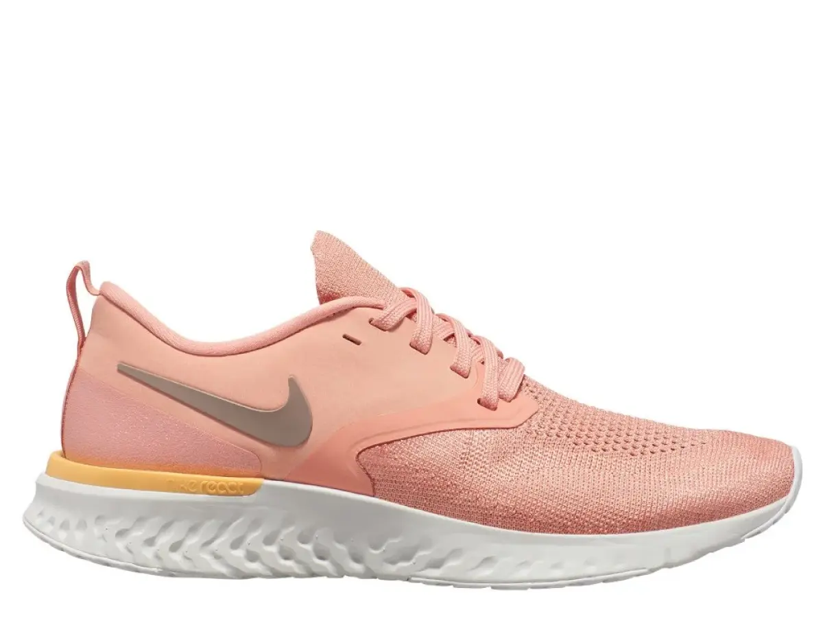 Nike Odyssey React Flyknit 2 W Коралловые