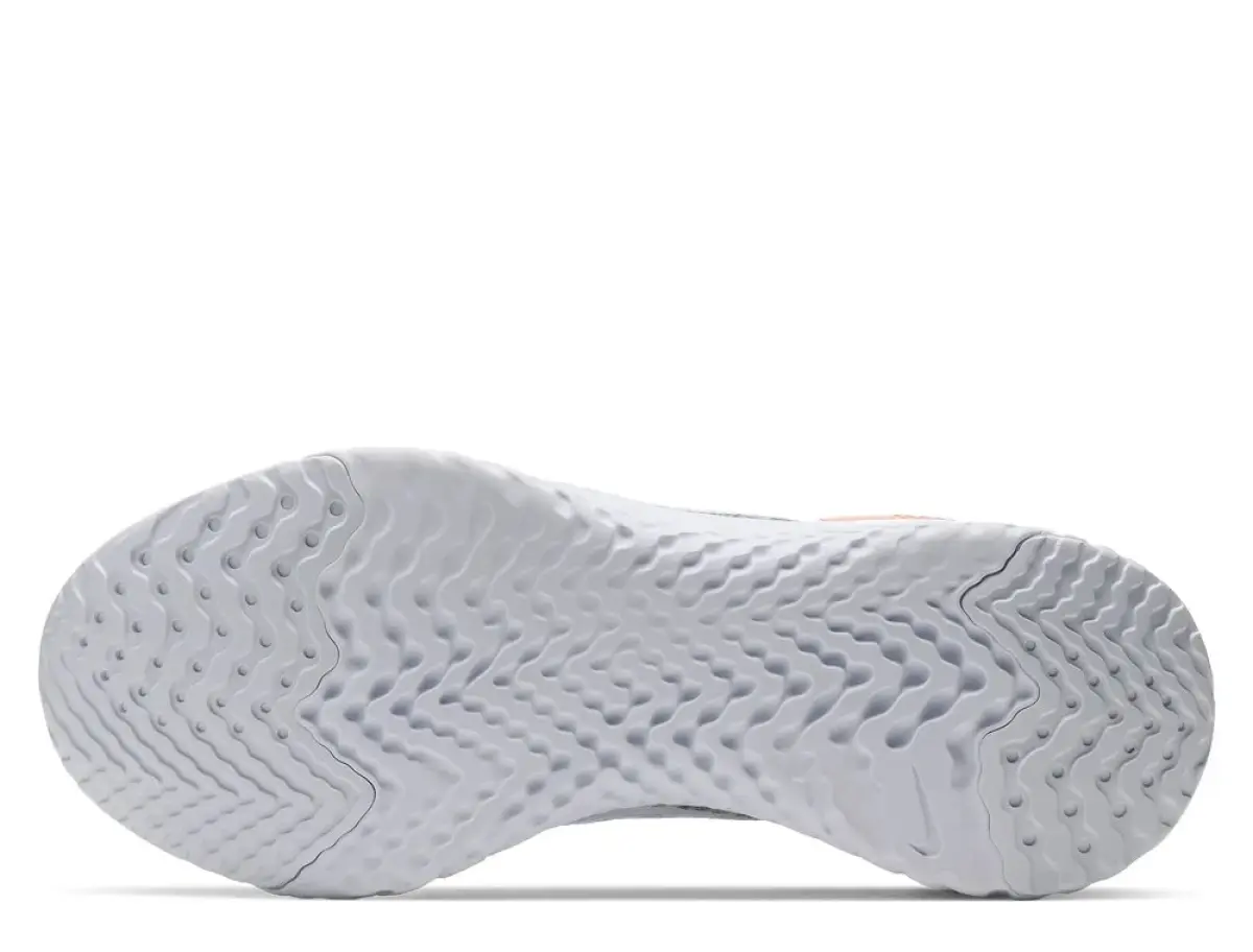 NIKE EPIC PHANTOM REACT FLYKNIT W Бело-Серые