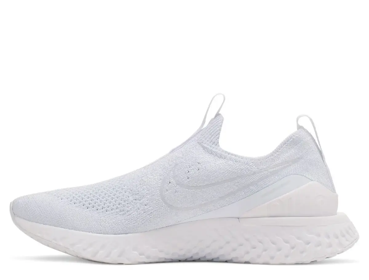 Nike Epic Phantom React Flyknit W Белые