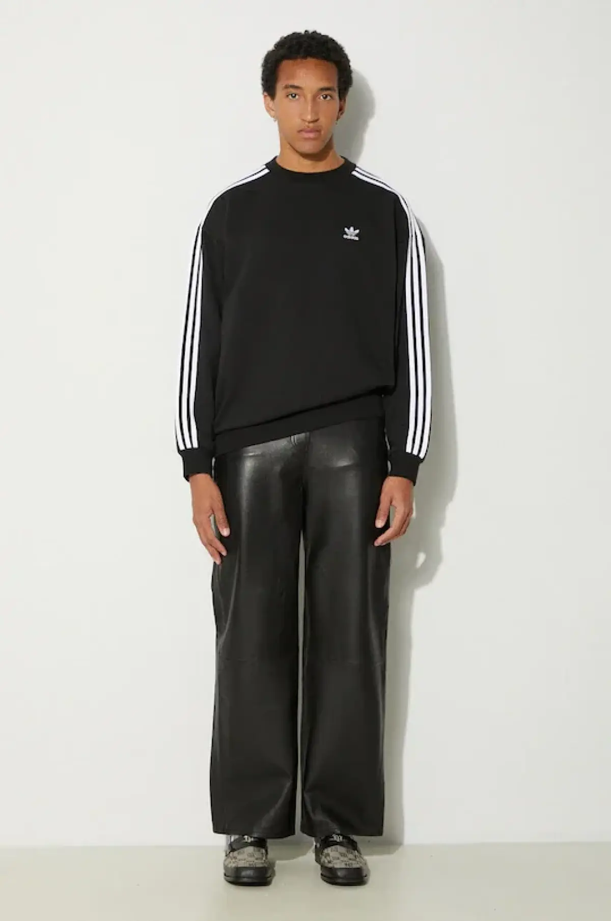 Кофта adidas Originals Adicolor Oversized Crew