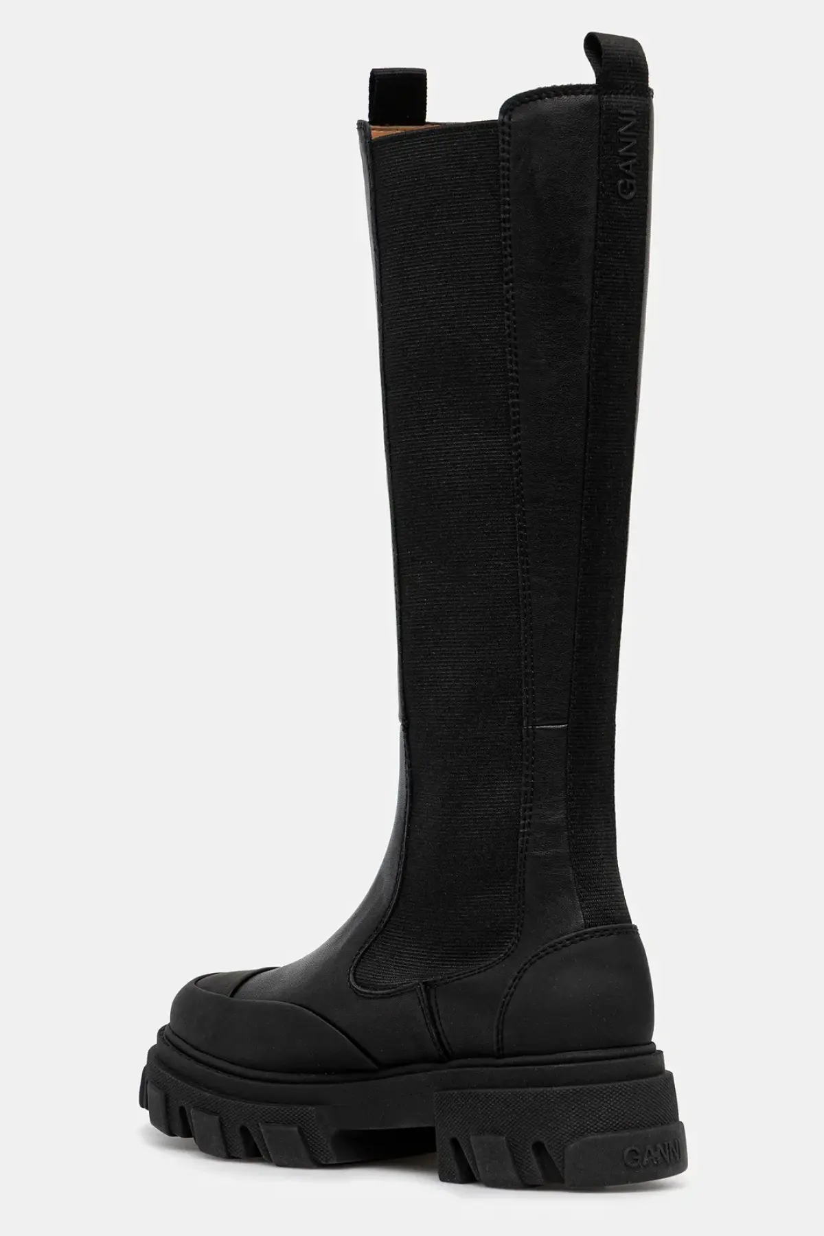 Сапоги GANNI Cleated High Chelsea Boot цвет чёрный на плоском ходу