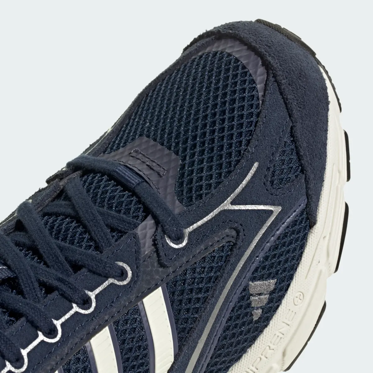 Кроссовки Adidas SPIRITAIN 2000