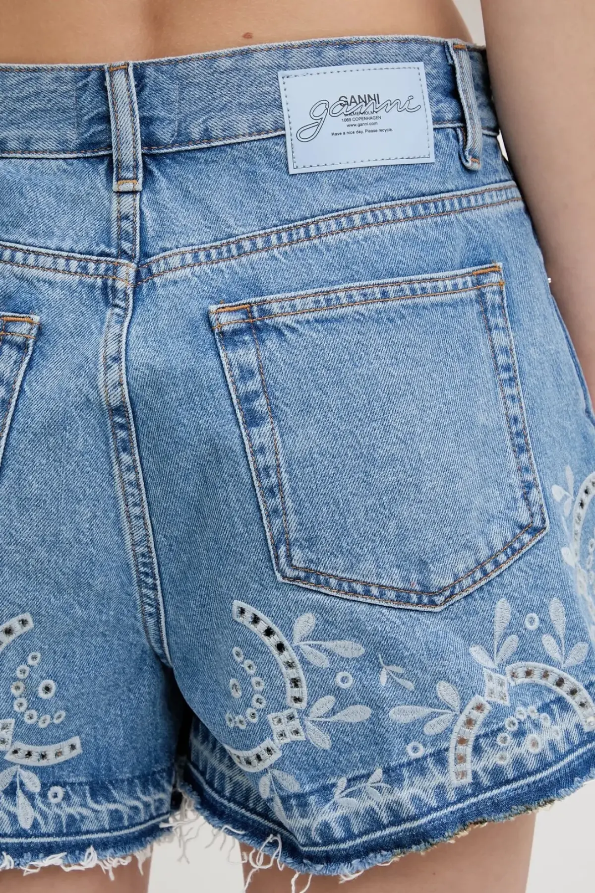 Джинсовые шорты GANNI Broderie Anglaise Denim однотонная высокая посадка