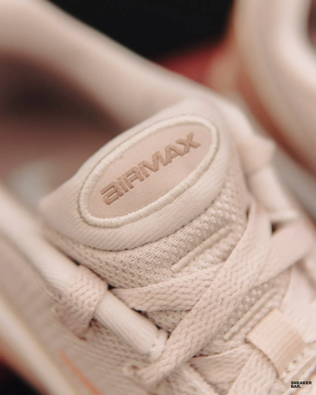 Кроссовки Nike W AIR MAX BIA