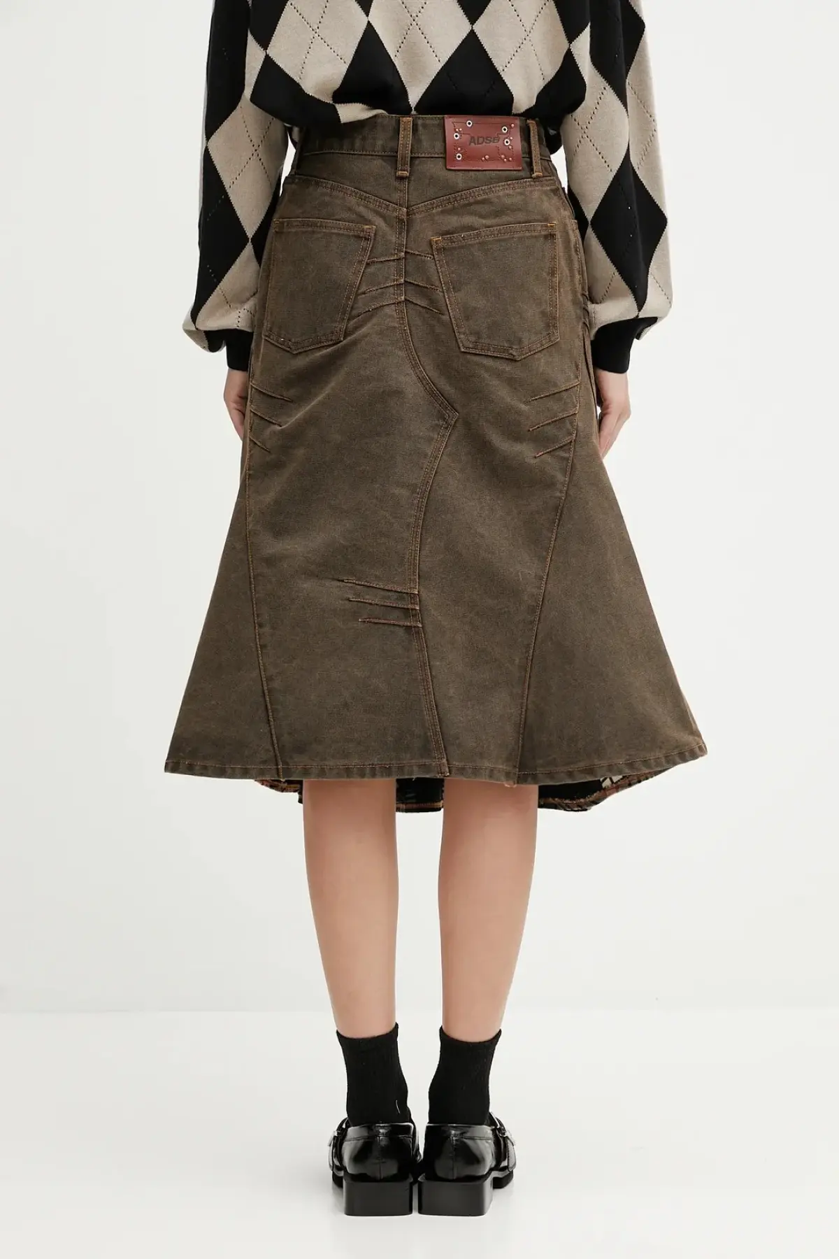Хлопковая джинсовая юбка Andersson Bell Custom Flare Layered цвет коричневый midi расклешённая