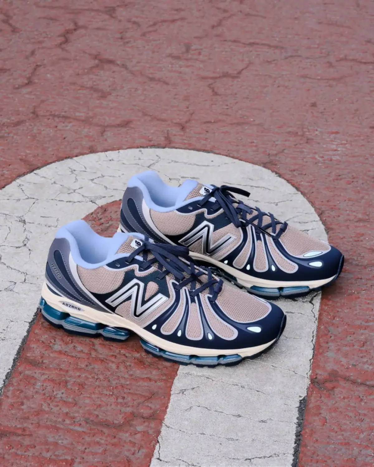 Кроссовки New Balance 1890
