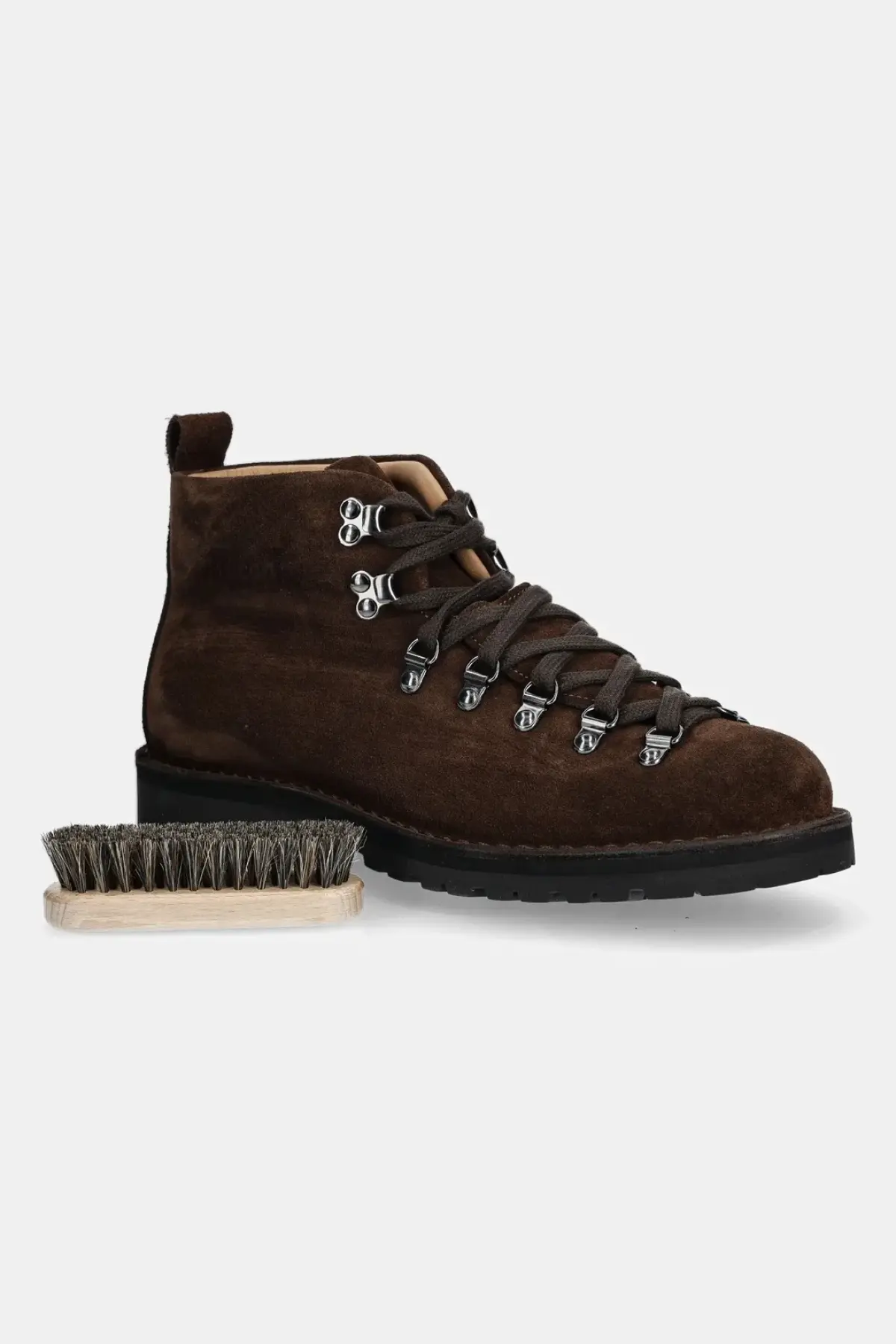 Замшевые кроссовки Fracap Magnifico M120 цвет коричневый MAGNIFICO.M120