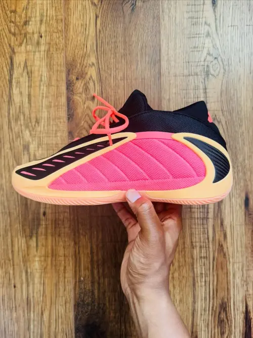 Adidas Anthony Edwards 2 «With Love»