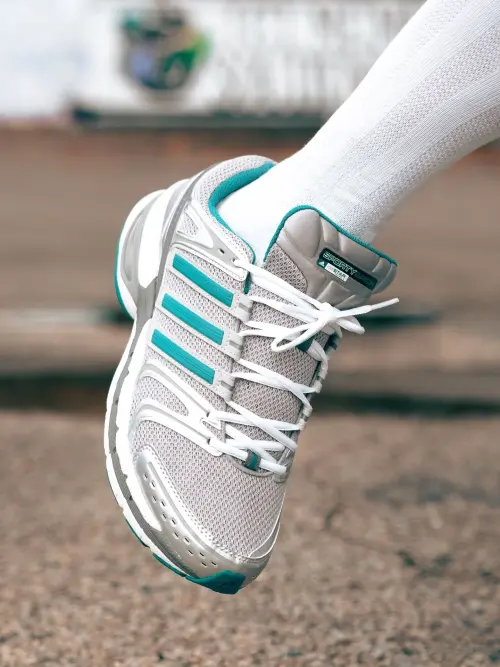 Adistar Control 5 x Sporty&Rich -"Два часа в парке — ноги не устали. Теперь это моя универсальная обувь для офиса"