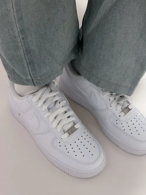 Икона стиля и нестареющая классика - обзор на Nike Air Force 1 07