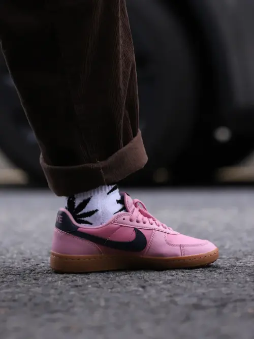 NIKE FIELD GENERAL - Розовая бомба девушек!