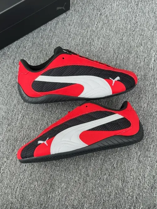 Классические гоночные кроссовки, только лучше. Puma Speedcat Plus - детальный обзор.