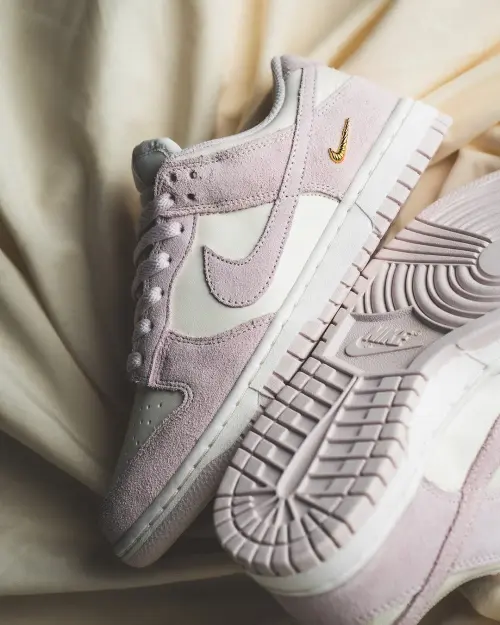 Nike Dunk Metal Mini-Swoosh - в наличии в СНИКЕР БАР!