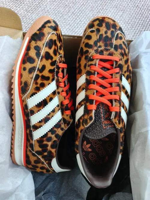 Хищницам на заметку - Adidas SL 72 OG W.