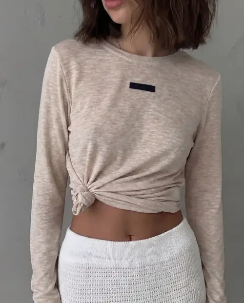 Стиль и лёгкость в одном изделии - Tassha Yu Minimal Longsleeve Sheer