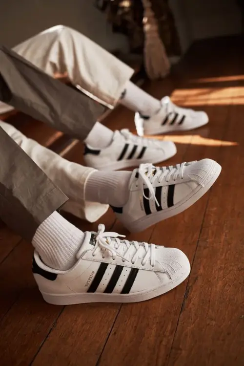 Adidas Superstar: 50 лет движения вперёд